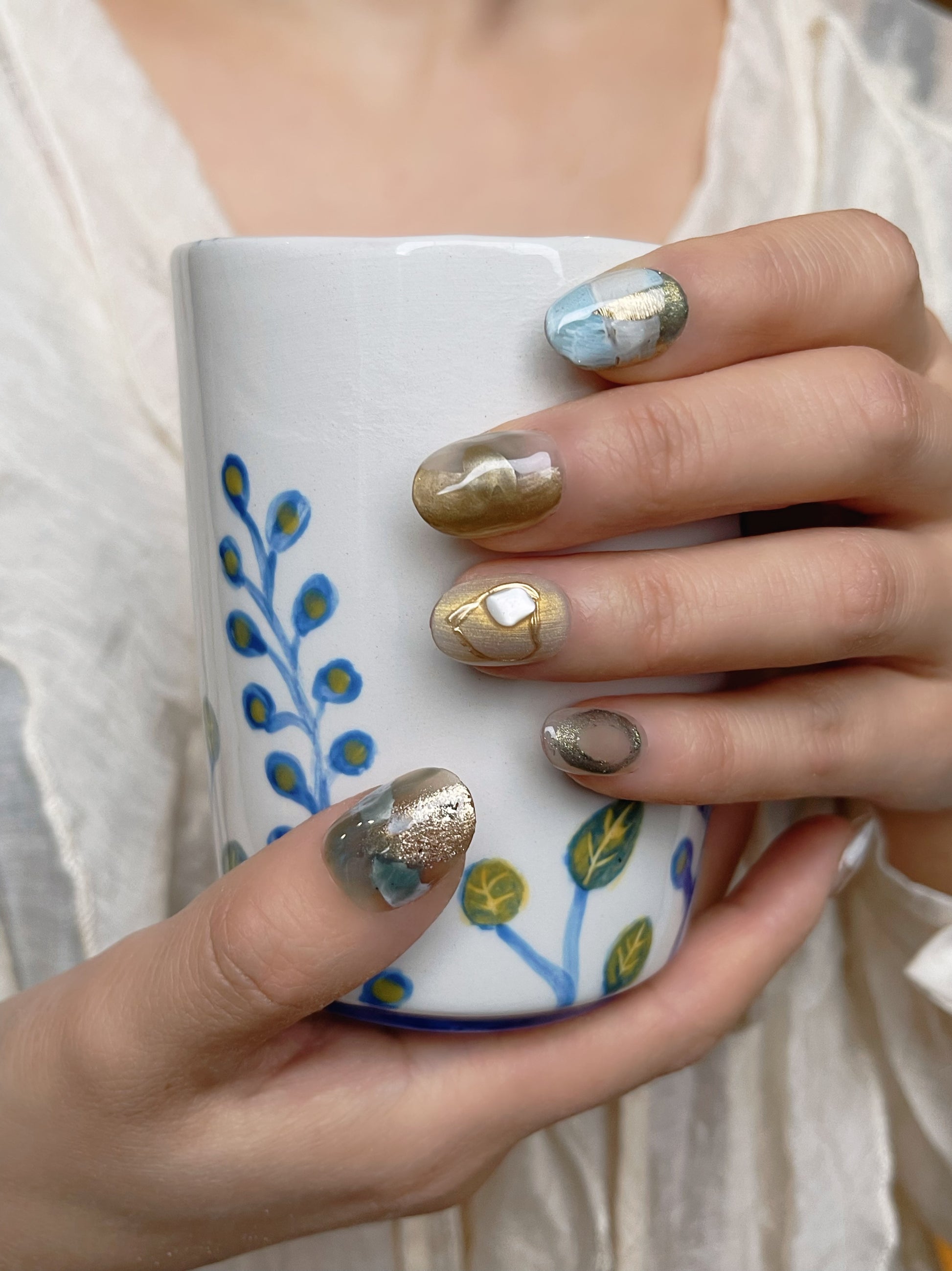 Grüne kurze Rundnägel