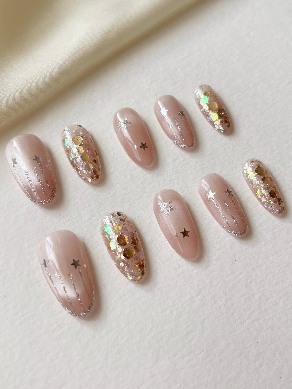 Runde Glitzer-Glitter Press on Nägel