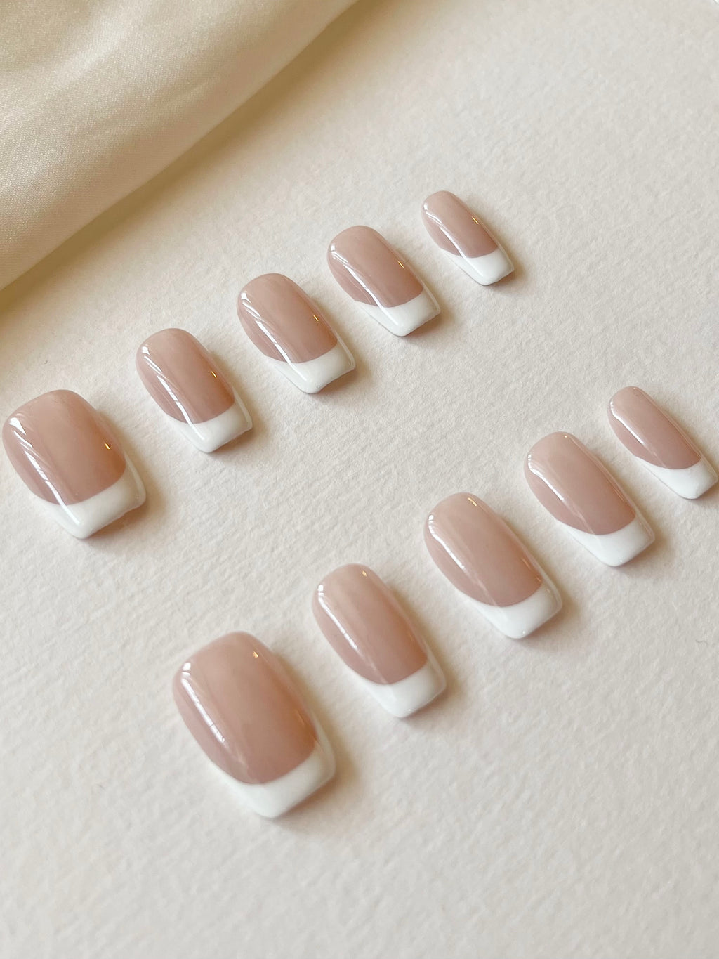 Color-French im Trapez-Style - LH NAILS