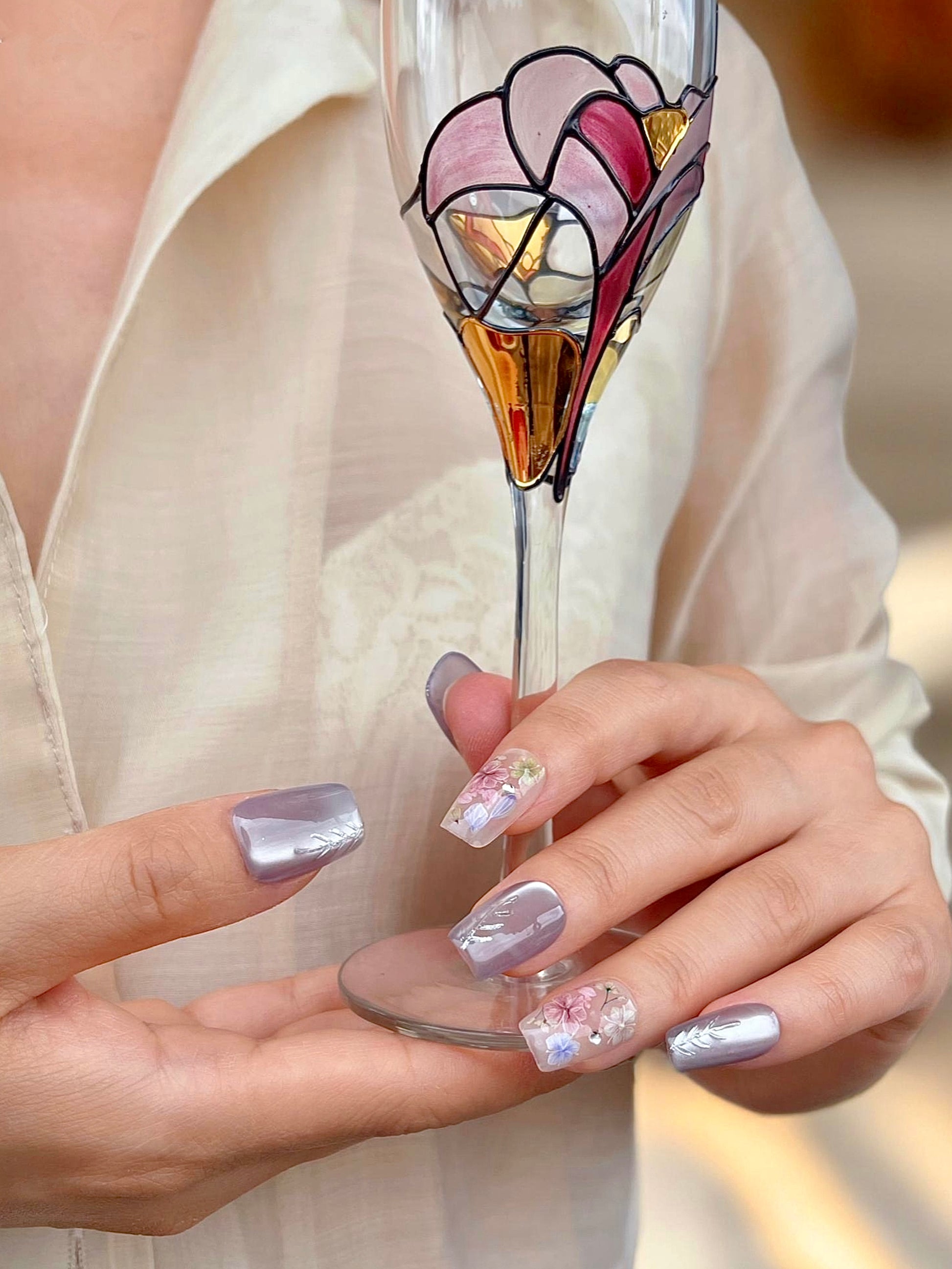 Lila Square blumen Nägel